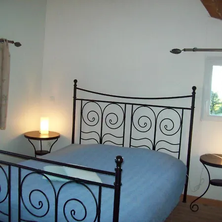 Ferienhaus Domaine La Fontaine Du Cade Lagorce (Ardeche)
